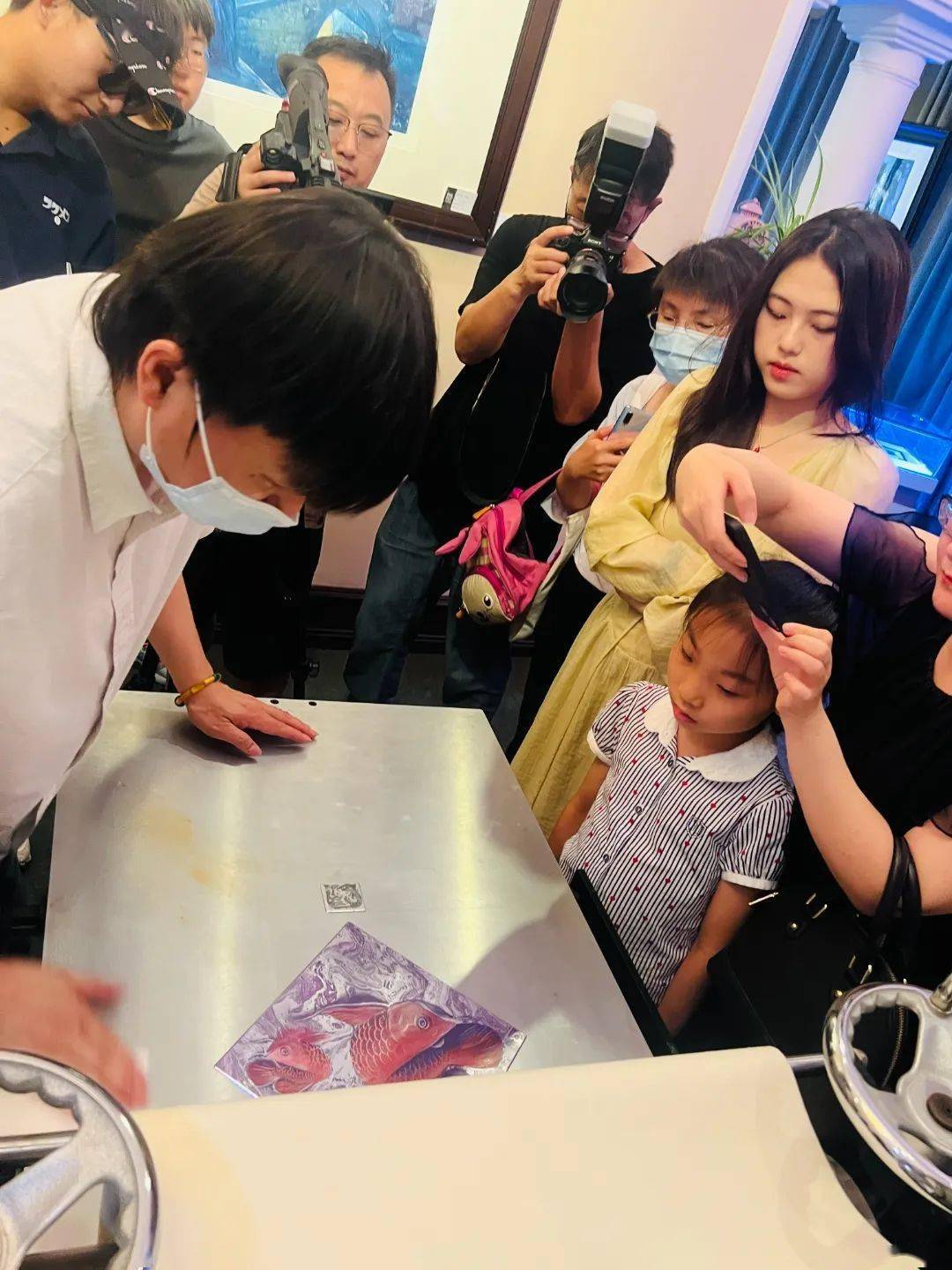 向美而行·铜版画欣赏及印制观摩活动现场速递_易阳_作品展_艺术