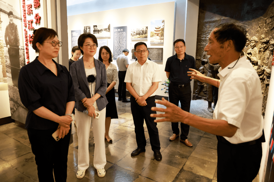 全面展现新时代江村发展新变化！新华网调研七都_费老_周红军_足迹