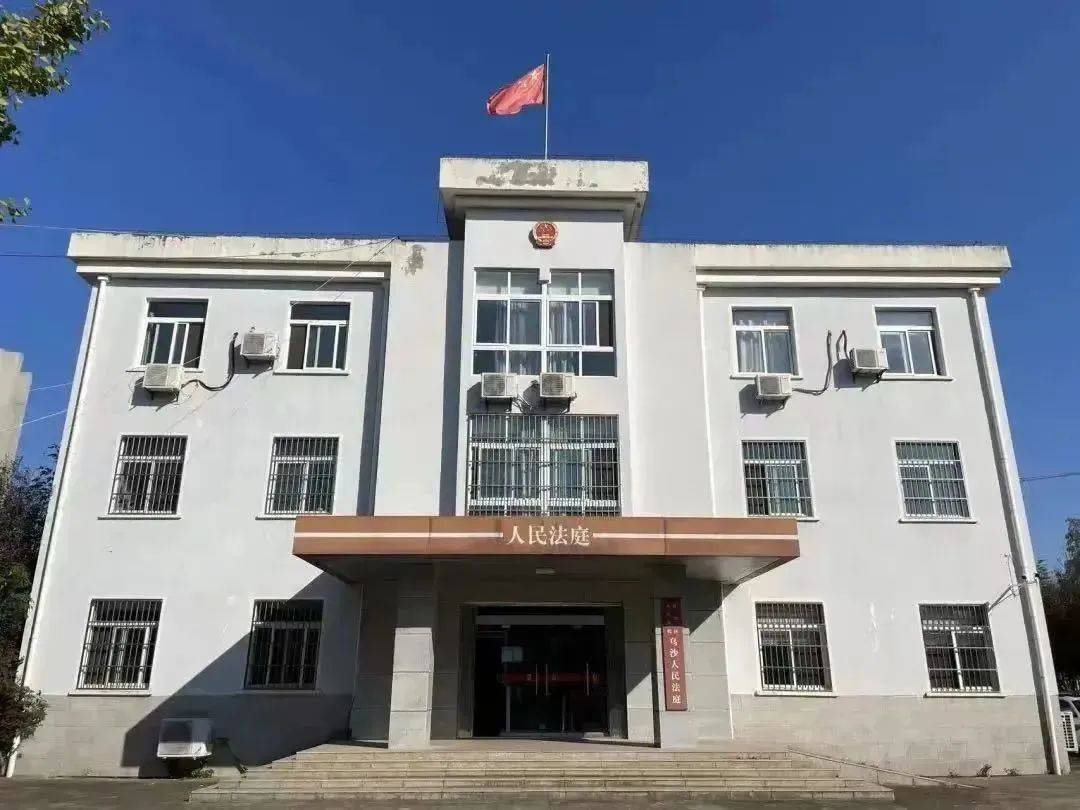 乌沙人民法庭坐落于池州市贵池区乌沙镇,负责秋江街道办事处和乌沙镇