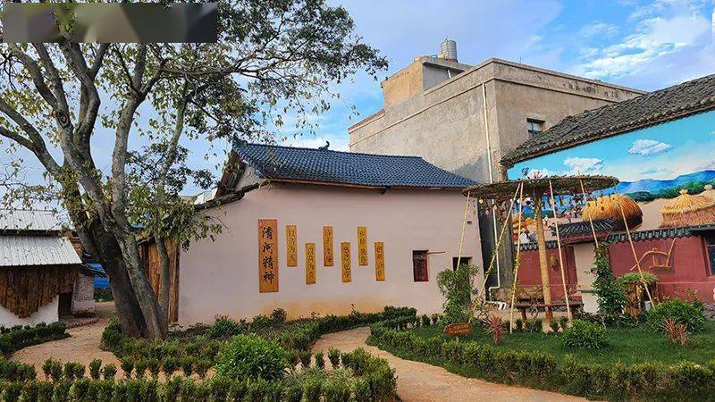 曲靖陆良:整治人居环境擦亮乡村振兴底色_农村_庭院_行动