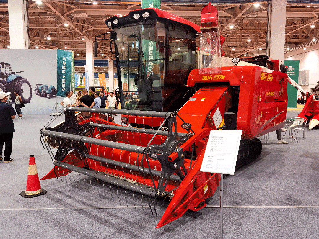 科技赋能 大国粮安 | 潍柴雷沃智能农机精彩亮相首届山东省现代农业