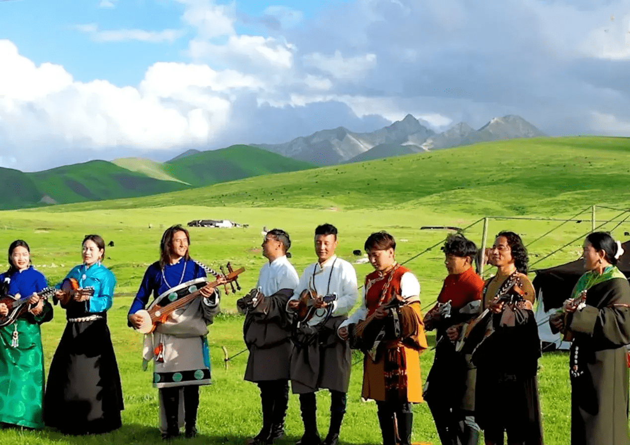 玛曲弹唱 奏响民族文化之歌_传统_民歌_民间艺术