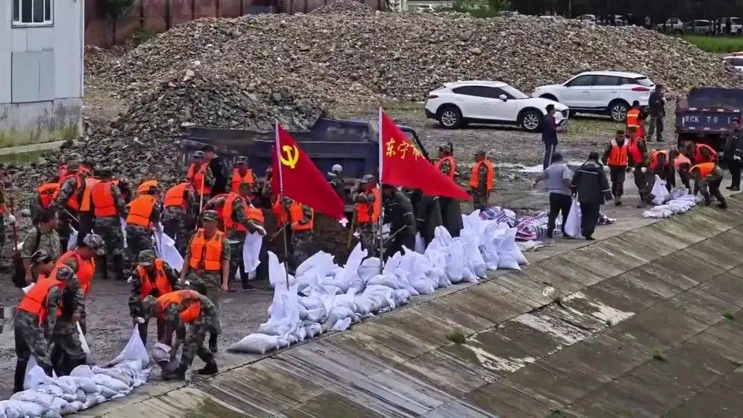 600余家互联网企业发出倡议:积极维护防汛救灾网络秩序_工作_全国_违法