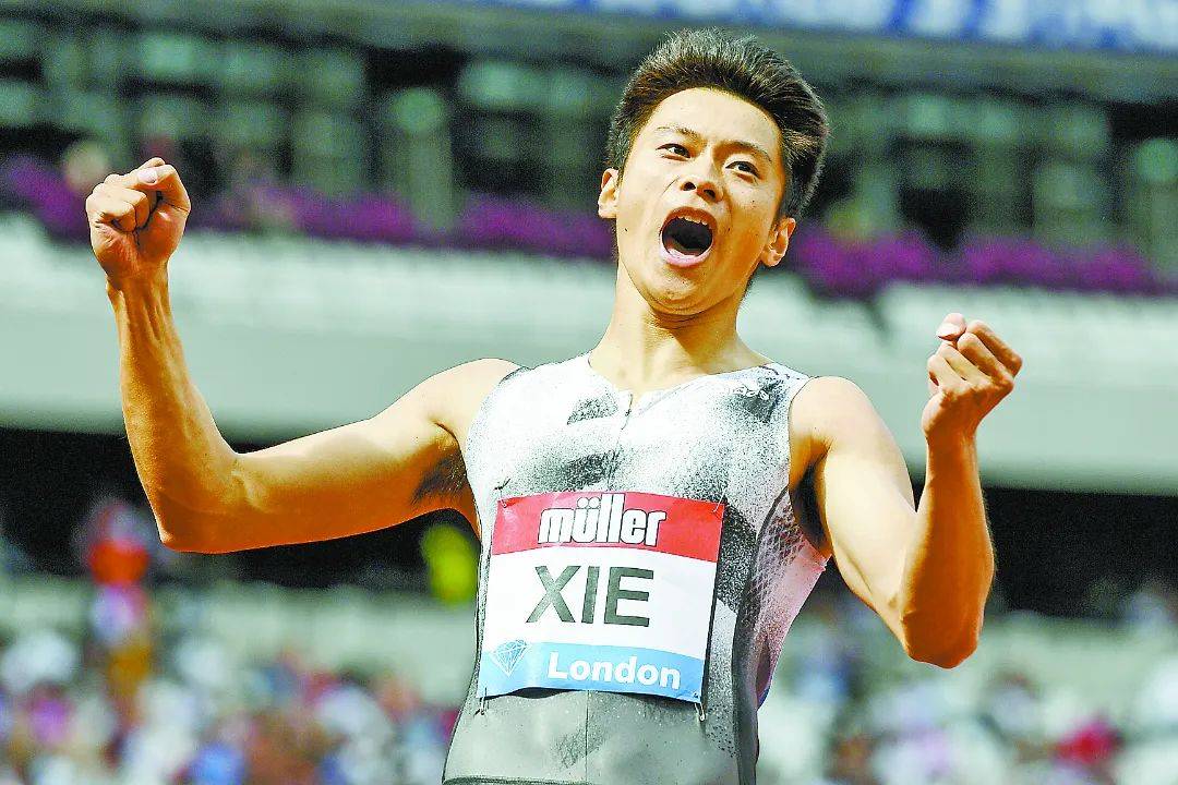 100米,200米个人最好成绩仅次于博尔特,位列世界第二约翰·布雷克其中