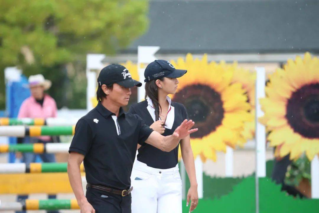 edward zhang,victoria zhang),与队友李依桦&burgunder,鲍佳音&大个