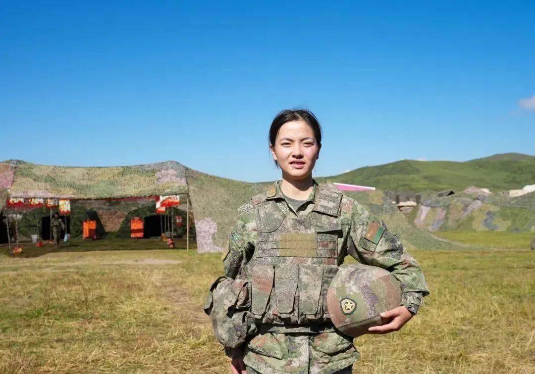 被国防科技大学录取女兵彭发琴陆军第77集团军某旅近日