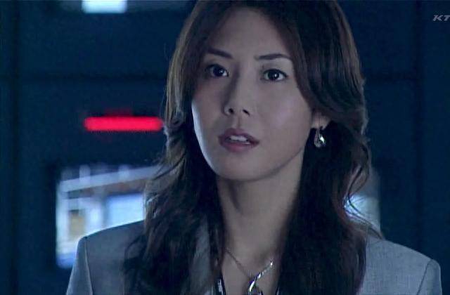 8.松岛菜菜子松岛菜菜子，本名野口奈奈子，1973年10月13日出生于日本神奈川