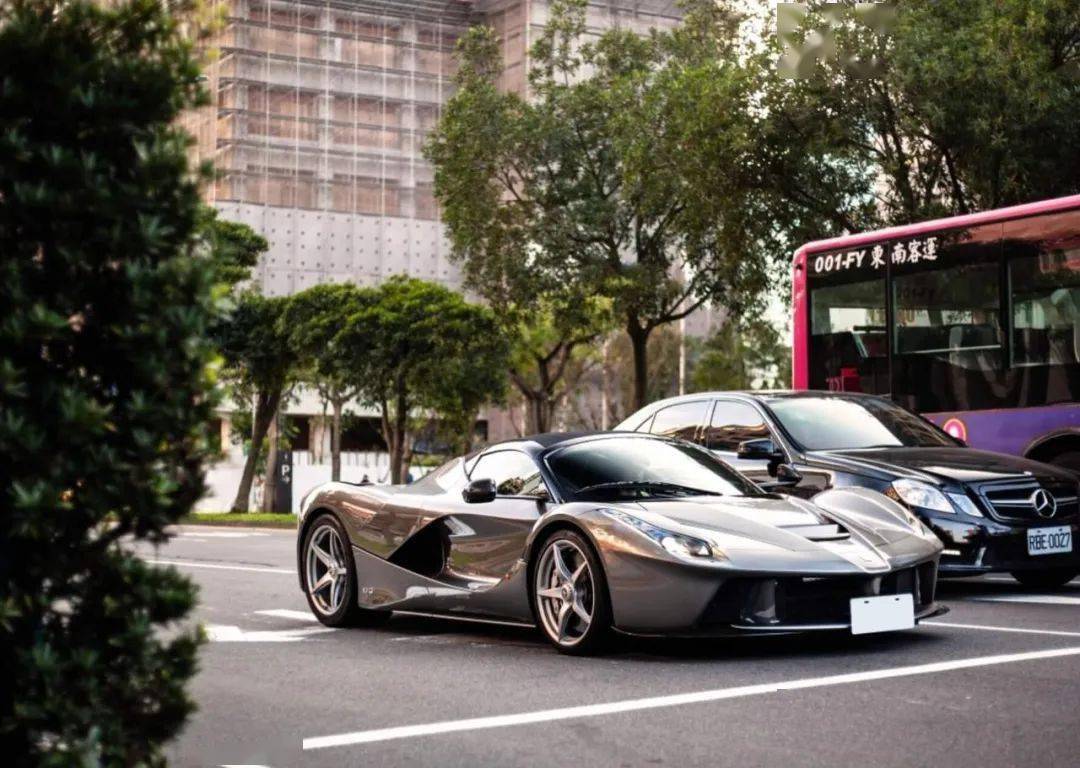 周杰伦的跑车,收藏在空调房,全中国仅两台,价值接近8位数_搜狐汽车