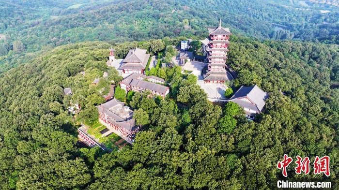安徽肥西紫蓬山:晨光雾海似水墨画卷_陈家乐_风景区_西庐