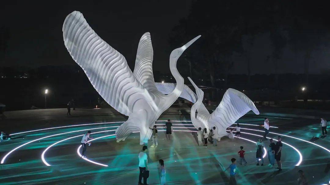 光随曲动!ip68匀光地埋灯打造声光一体广场雕塑_项目_福山区_夹河