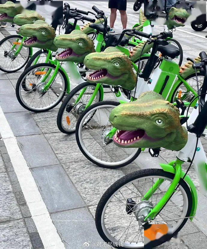 网友夺笋:她俩是不是亲嘴了?_源泉_生活_澳门