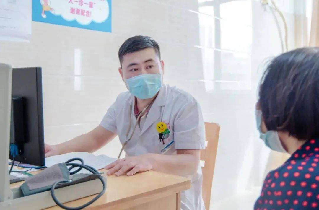 郁南县人民医院:我们身边的好医生——张健中_患者_手术室_肿瘤