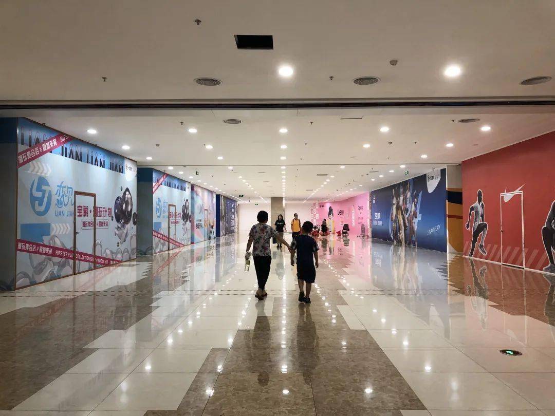 比如,备受关注的新汇大融城(原美吉特广场),升级改造已进入倒计时,9月