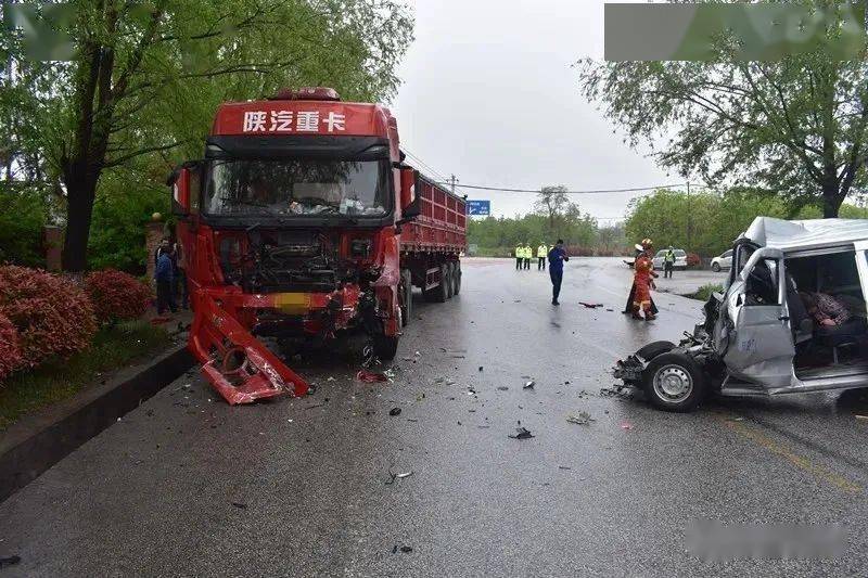 宝鸡车祸新闻事件最近图片