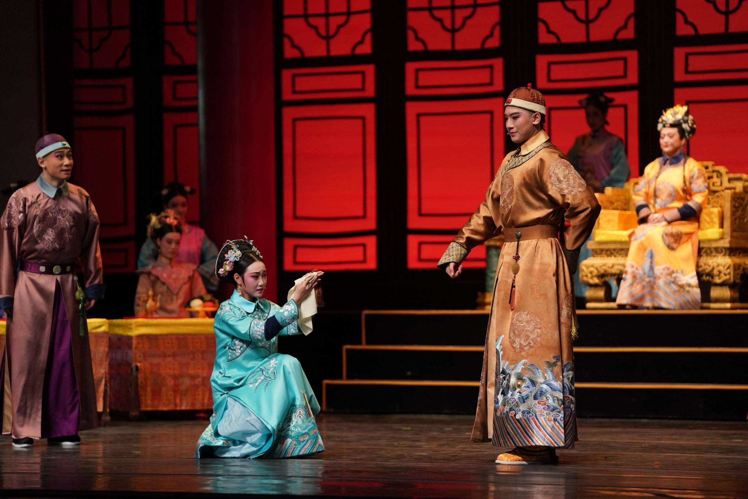 梅花奖得主许娣再饰孝庄太后,北京曲剧《少年天子》首演35年后再登台