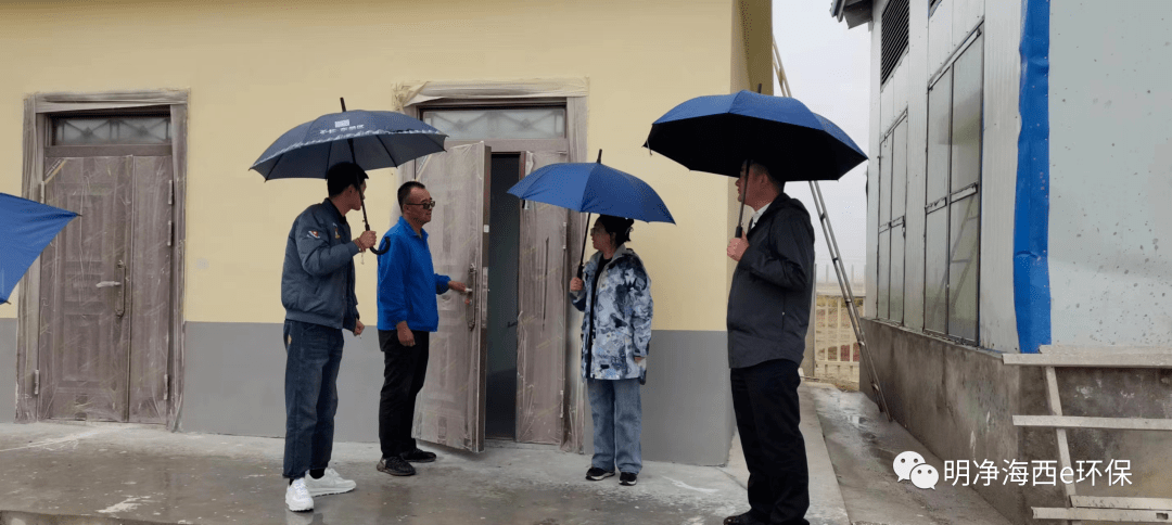 8月31日,乌兰县政府副县长陈玲一行深入茶卡地区,对青海盐业股份有限