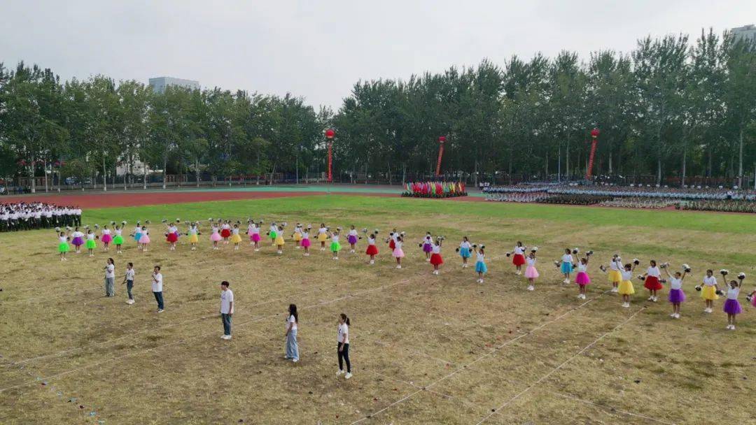 直击广饶一中军训总结大会!这是一场热血沸腾,激发青春正能量的盛宴!