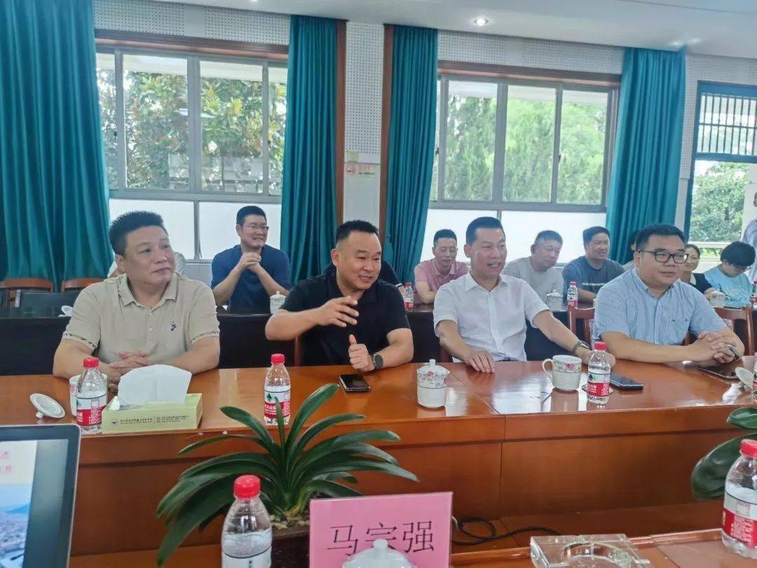 东阳一所高中校友为母校慷慨捐资2000万!_巍山_发展_教育