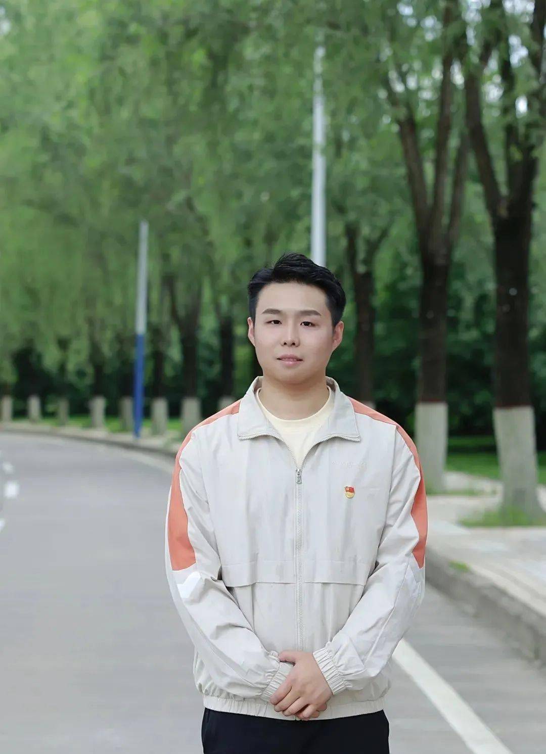 沉浸式体验毕业生吴万里和张开惠的西农生活……_大学_未来_时刻