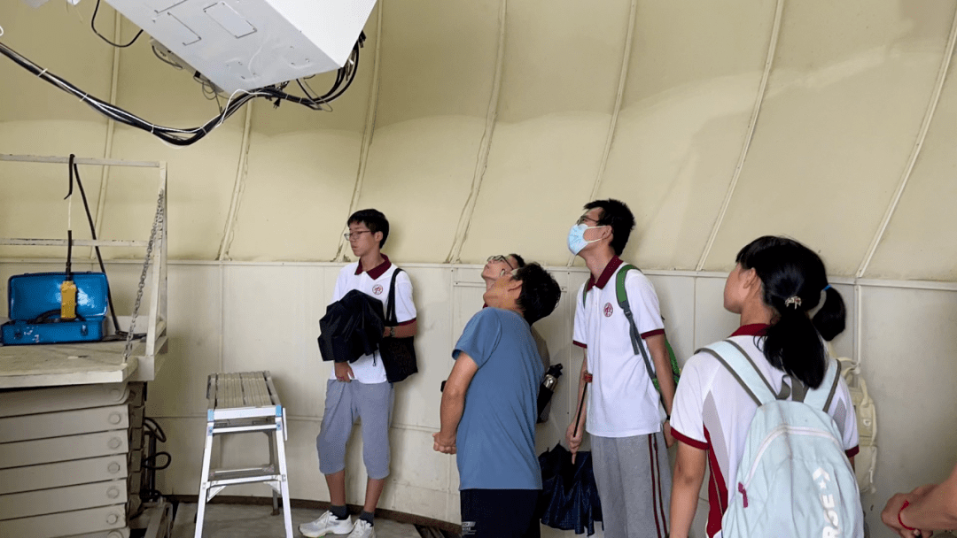 北京中学高中生开展暑期职业体验(六)_工作_卫星_太阳