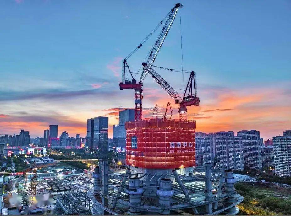 塔吊m1280d保证构件安装精度对巨柱和桁架等重要结构进行模拟预拼装