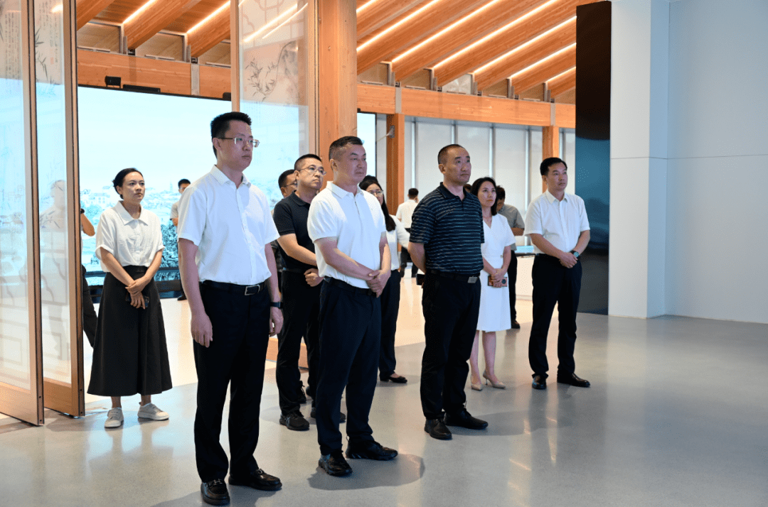 世界九寨app九寨发布公众号主办 |九寨沟县融媒体中心主编 |徐勤责编