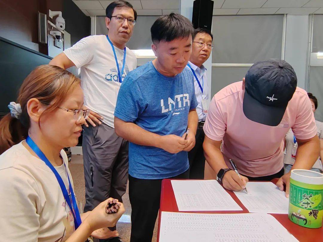 吴忠:"阳光分班"让每个孩子享有公平公正教育_家长_名单_签字