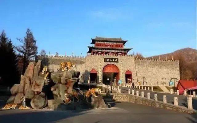 这些好玩的地方你还没去过吧_森林_景区_威虎山