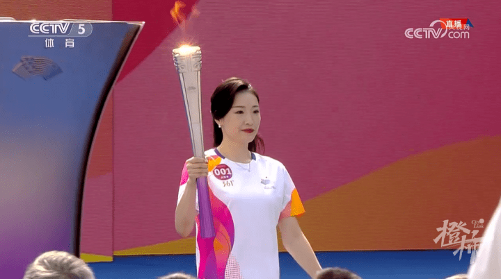 宁波人杨倩最后一棒,亚运会火炬首日传递星光熠熠