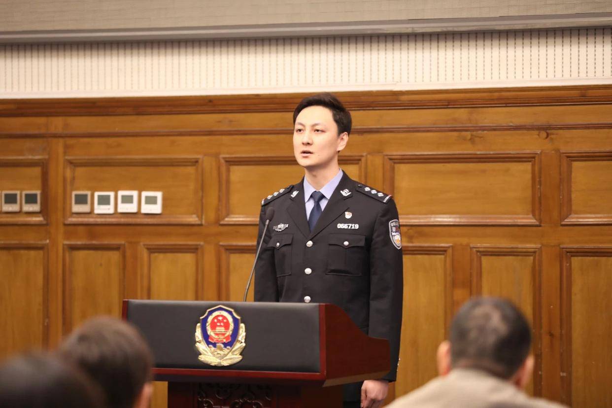 北京市公安局网安总队六支队二中队副中队长张硕获评2023"北京榜样