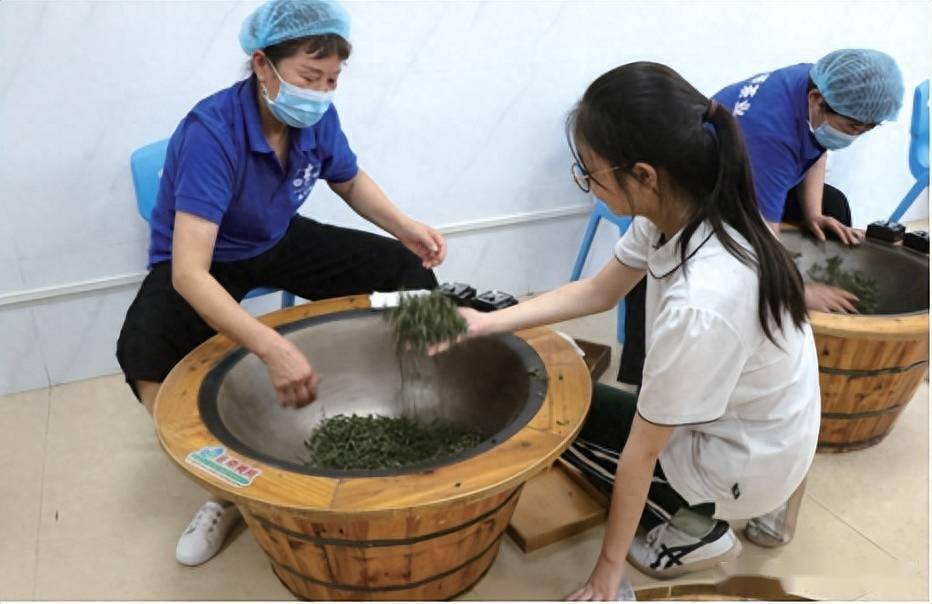 温泉中学:文化立校细无声 面向未来润桃李_活动_校园_建设