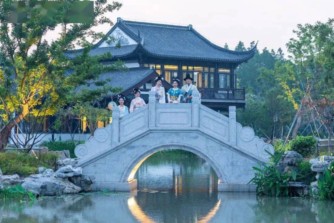 让这个猫空有了几分古韵写一封明信片,寄给未来的自己「片玉山房」