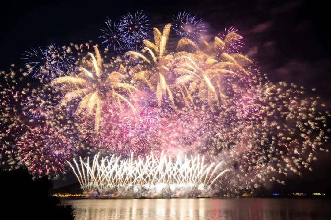 无锡文旅十周年惠民首播!_直播_福利_烟花