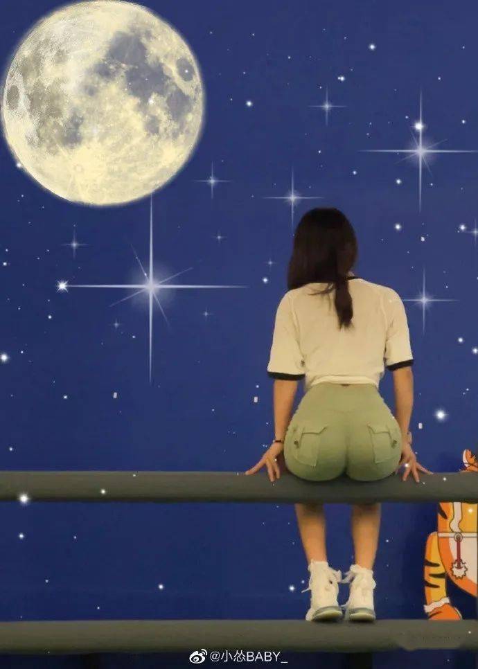 湖南辣妹上演女友跪,这一跪,真要命._健身房_姐姐_运动