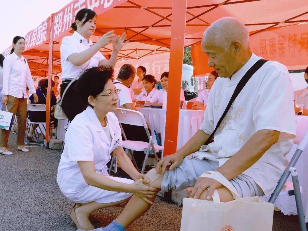 2023年"服务百姓健康行动"大型集中义诊活动今日开启_群众_郑州市_东