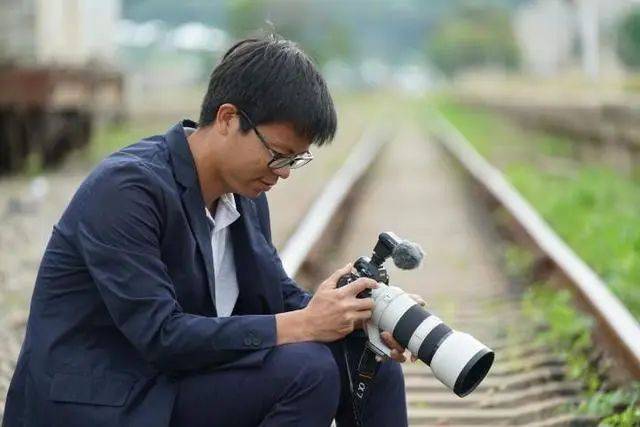 张勇,"85后",萍乡上栗人,电影学博士,浙江大学传媒与国际文化学院博士