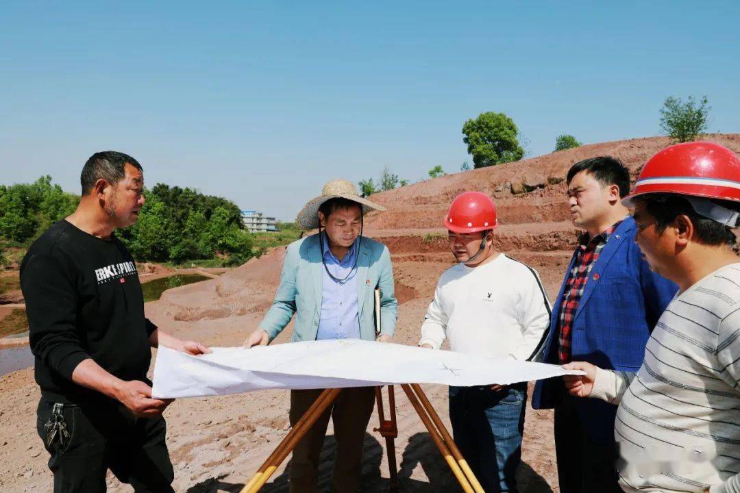 【代表风采】廖小龙代表:扎根田野,当好乡村振兴"领头羊"_天星村_治理