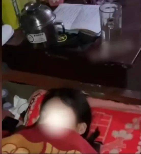 疯传“13岁女孩被逼喝白酒致休克”，警方通报！