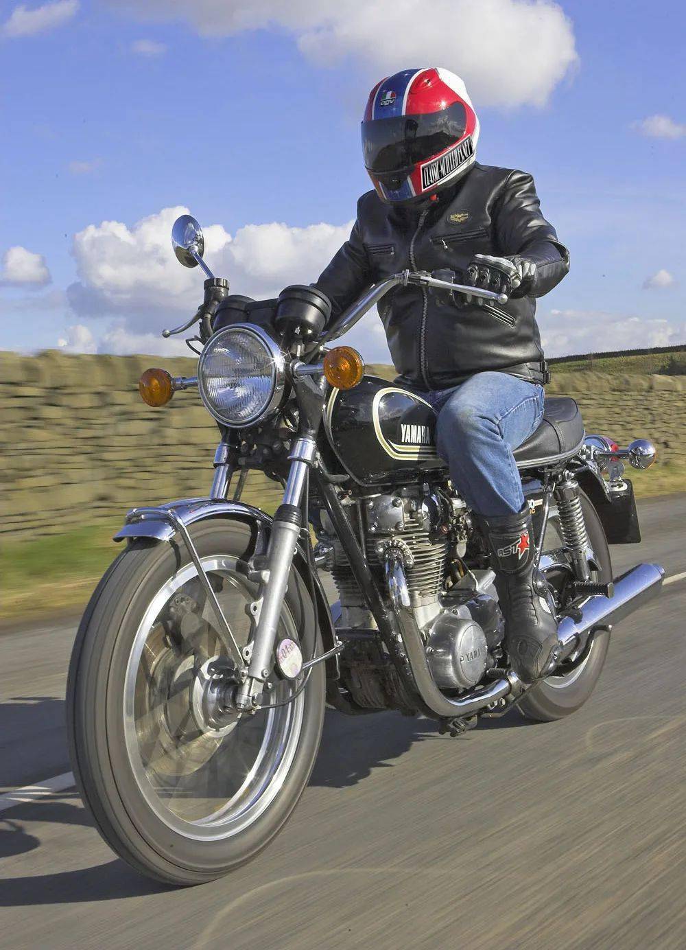 xs家族,雅马哈四冲市场的主力军_搜狐汽车_搜狐网