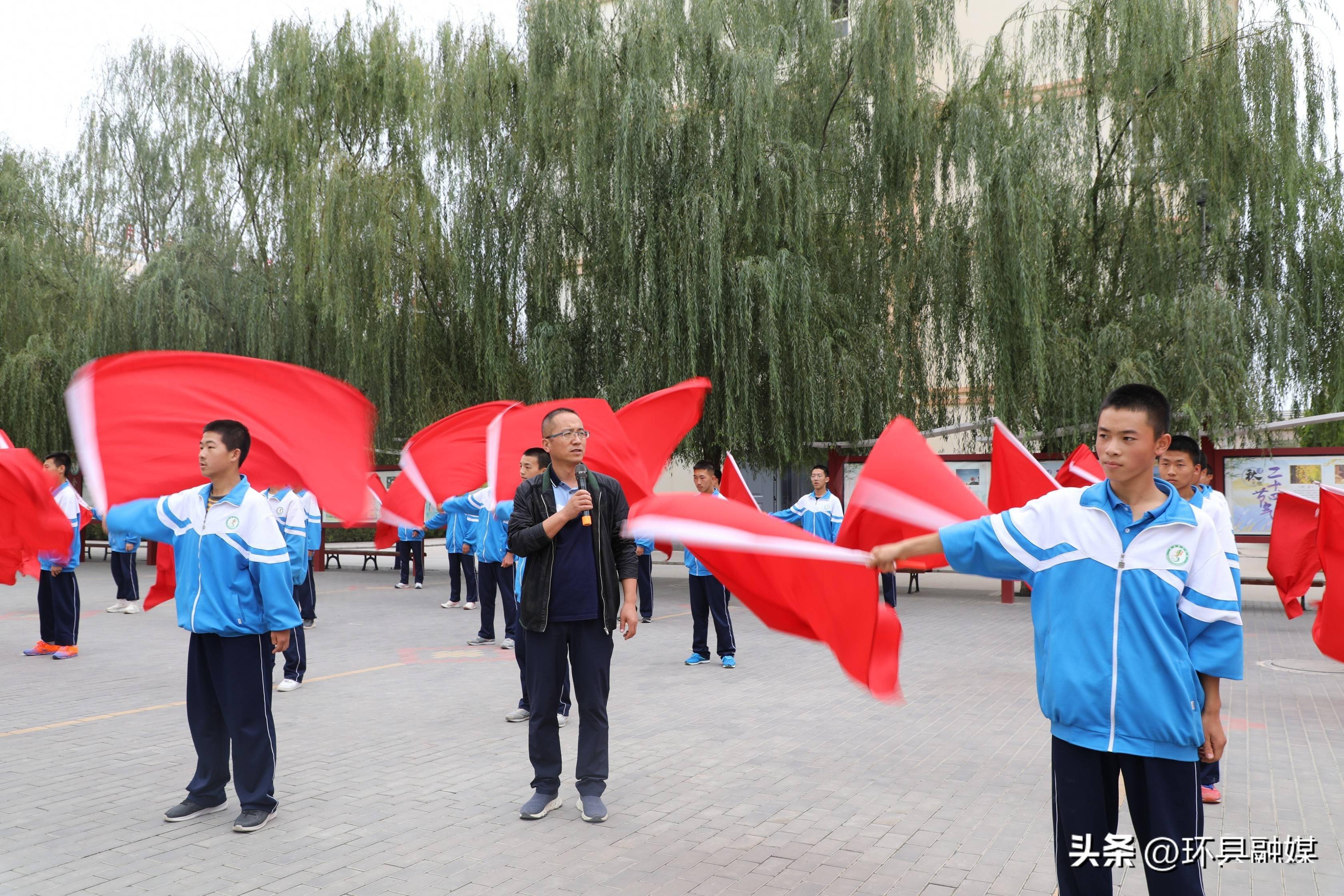 用心培育伴花开 ——走进环县五中教师寇永军_教育_工作_教学