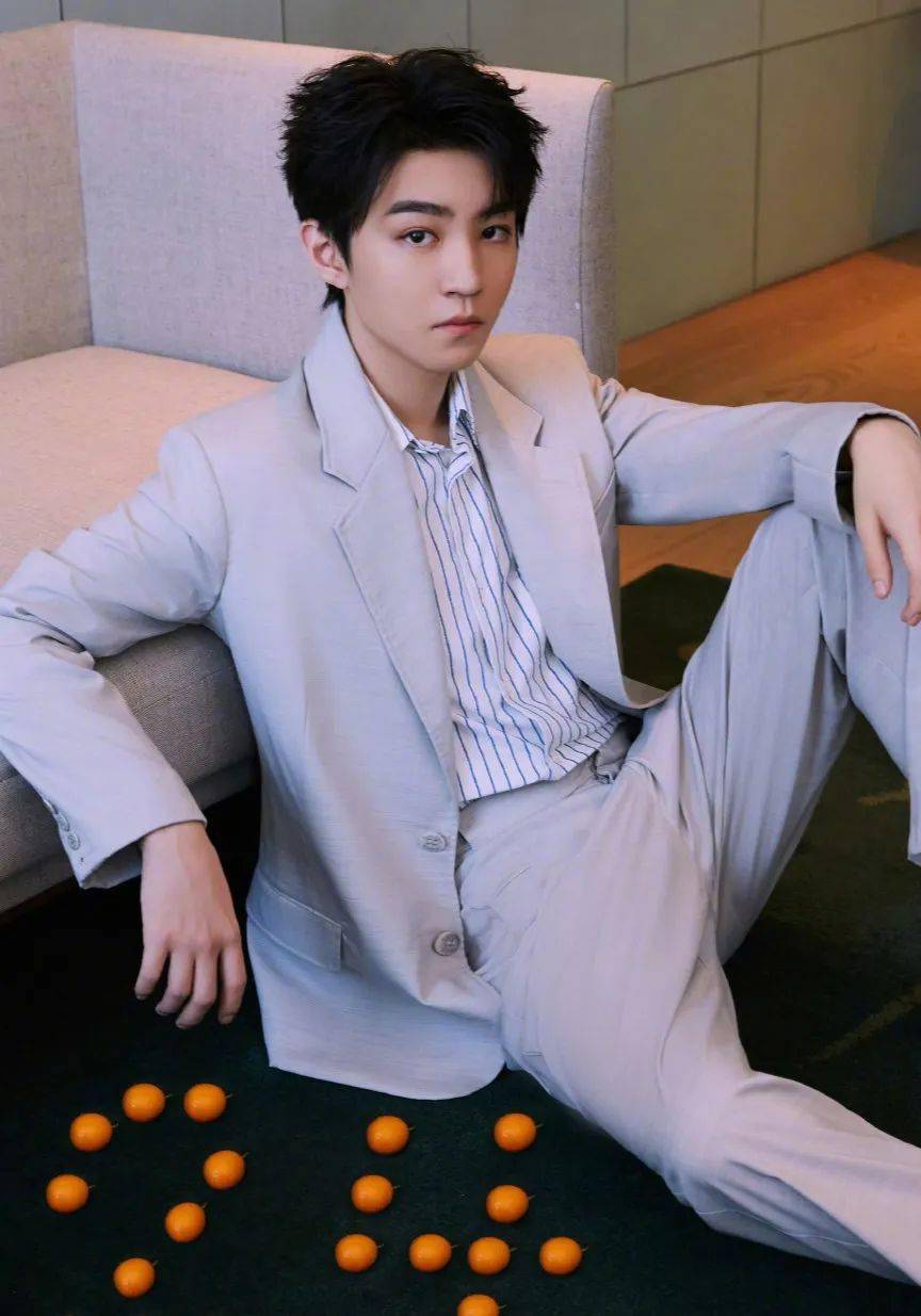 王源国外养嫂子?林心如夫妇内地捞金?杨颖番位癌?黄景瑜疯狂拉踩杨洋?