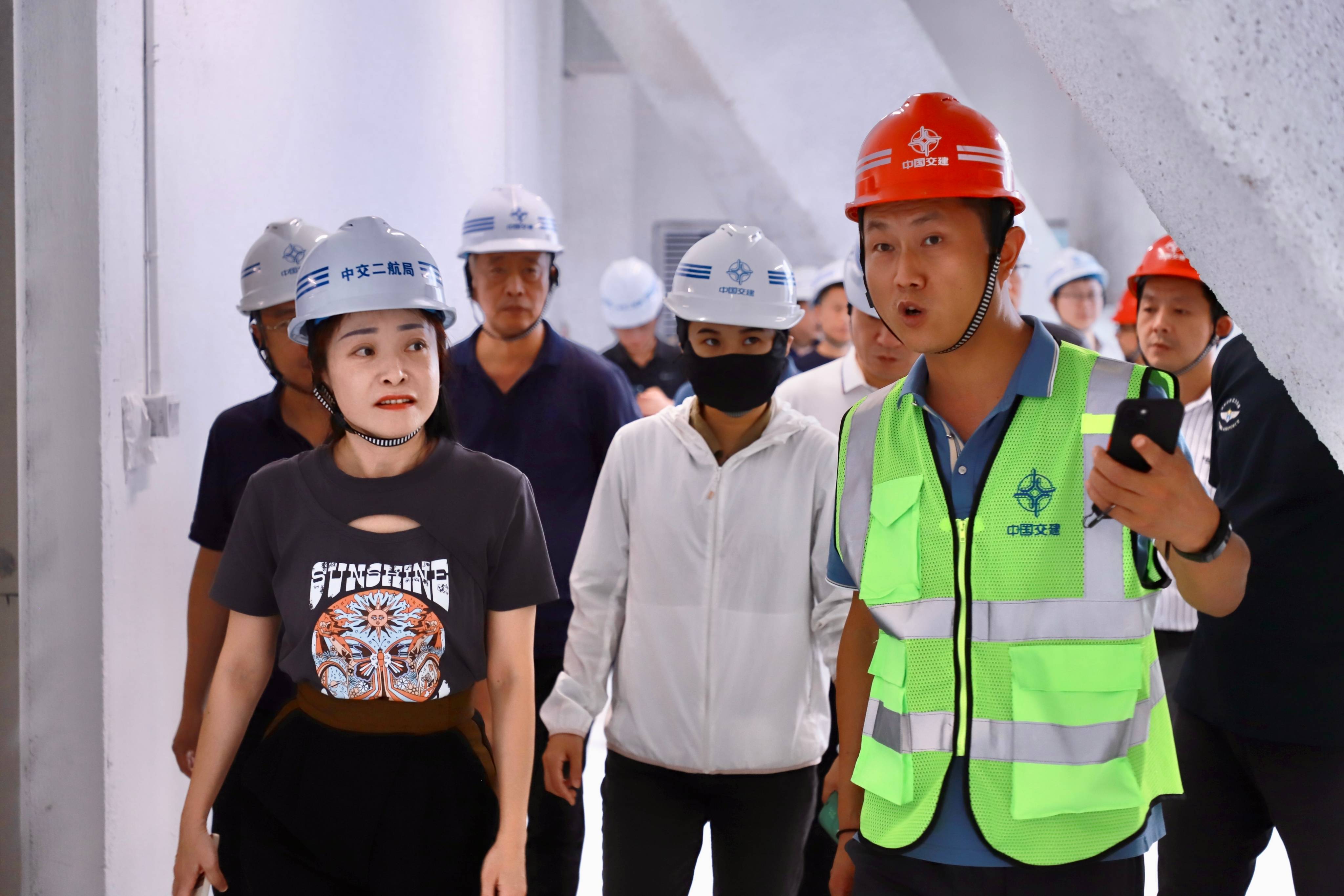 市在建高度最高的全钢结构工程——海口中交国际中心主楼通过竣工验收
