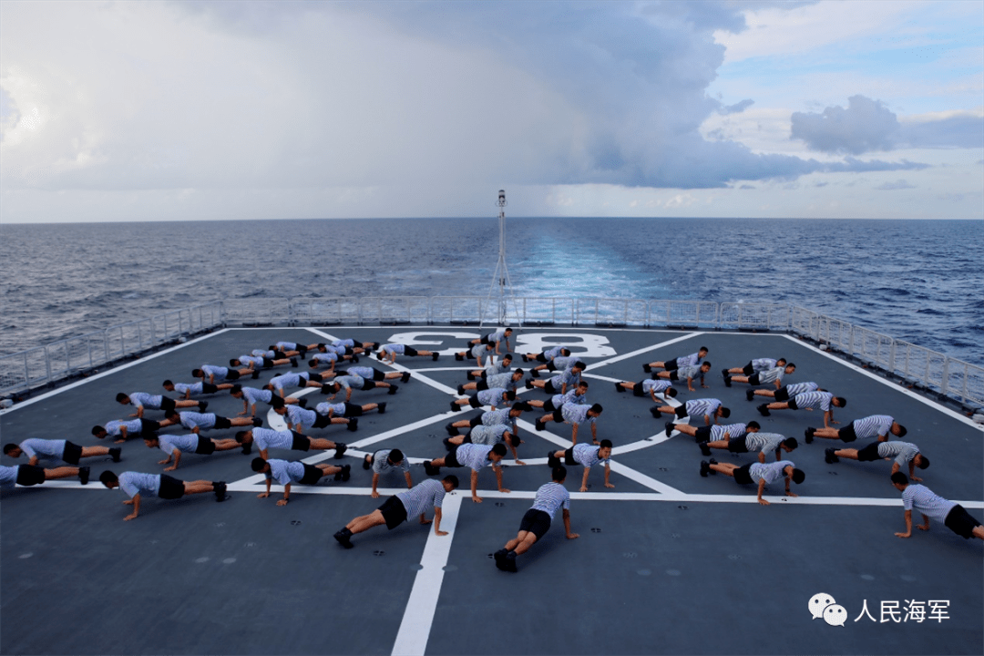 从北半球到南半球,围观他们的海上十二时辰_进行_访问_航行