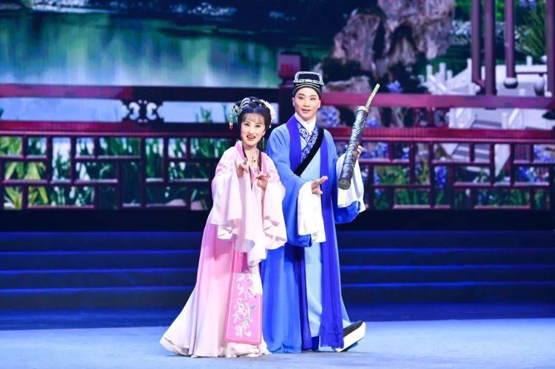 锡剧王子周东亮中秋之夜邀您一起"把酒问青天"_江苏_戏曲_晚会