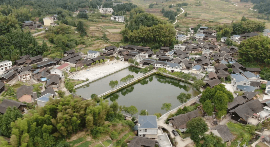 湖南中方:人居环境整治助力产业振兴_铁坡镇_村民_乡村