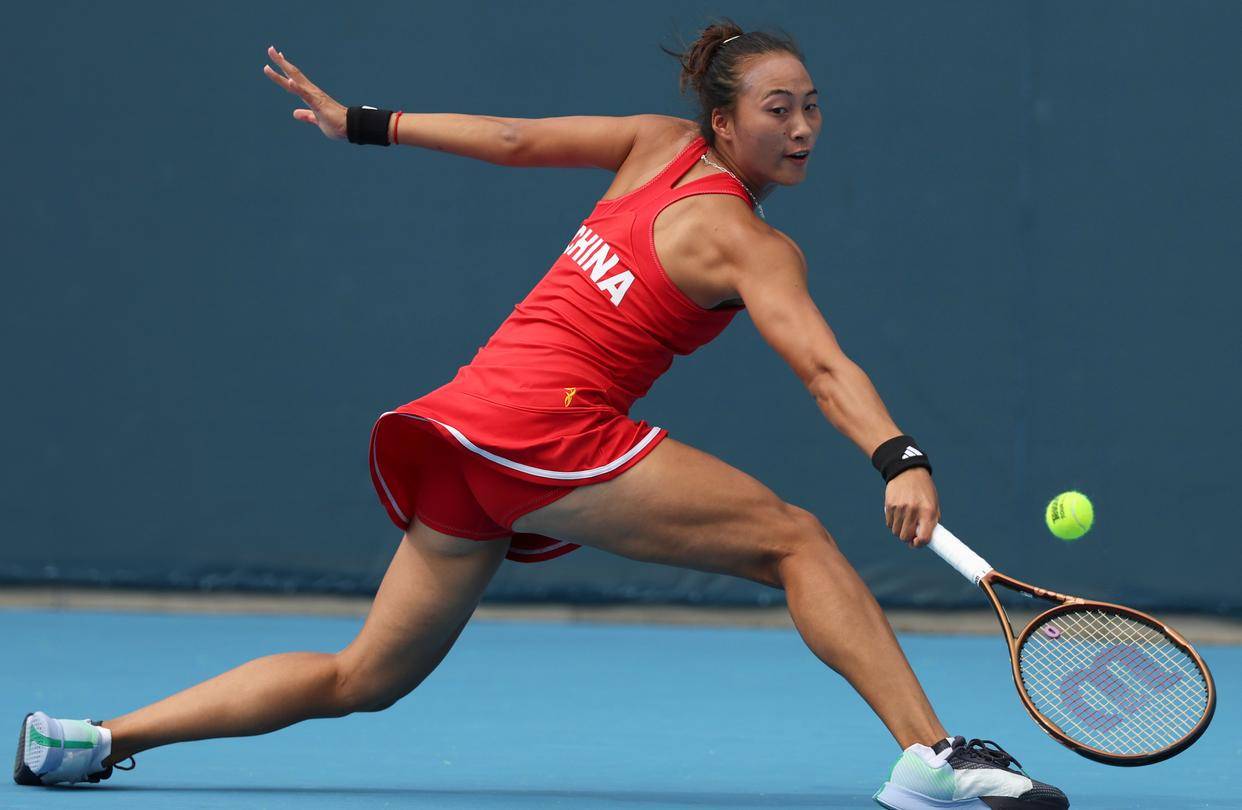 杭州亚运会|郑钦文晋级网球女单八强_比赛_李亚轩_选手