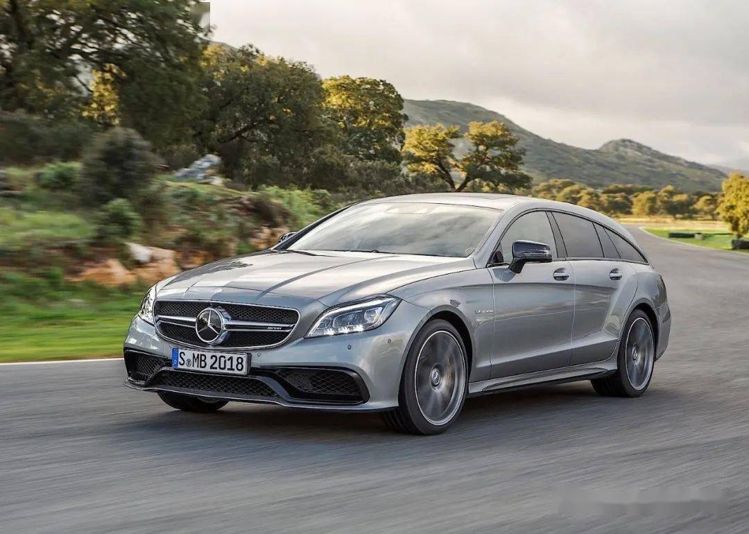 然而令人遗憾的是,其中不包括cls 63 amg shooting brake,该车是奔驰e