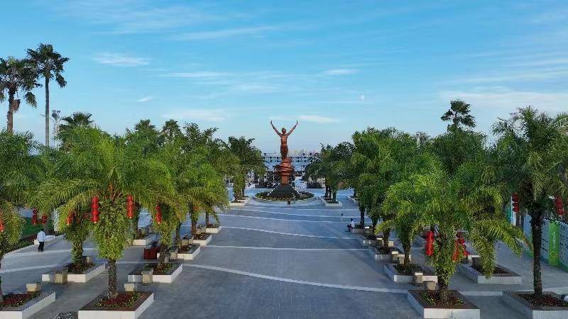 湛江金沙湾4a级景区焕然一新免费迎客度佳节_休闲_广场_运动场