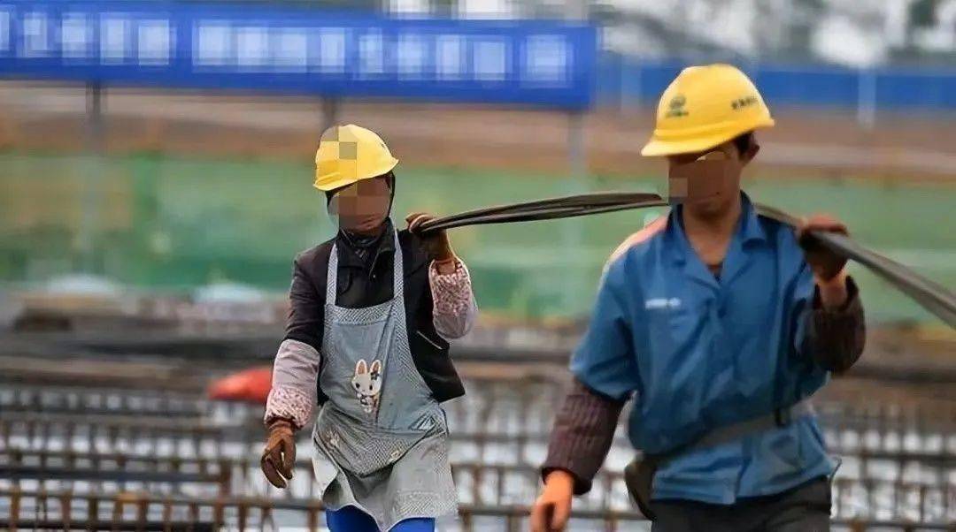 "福建男子摆摊被没收,引爆公交车致47人死亡_陈水总_生活_厦门市