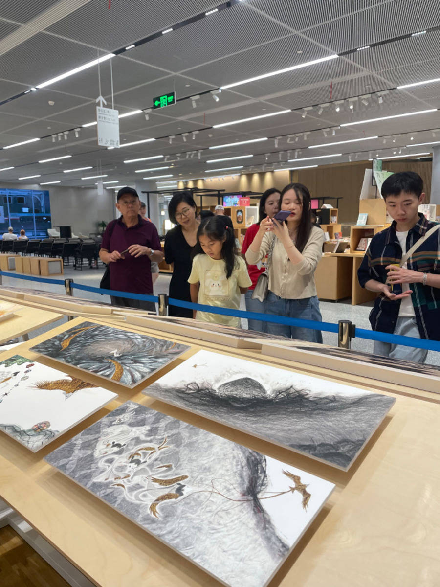《千里江山图》《牡丹亭》变身“大漫画”，到上图东馆看传统文化的现代表达